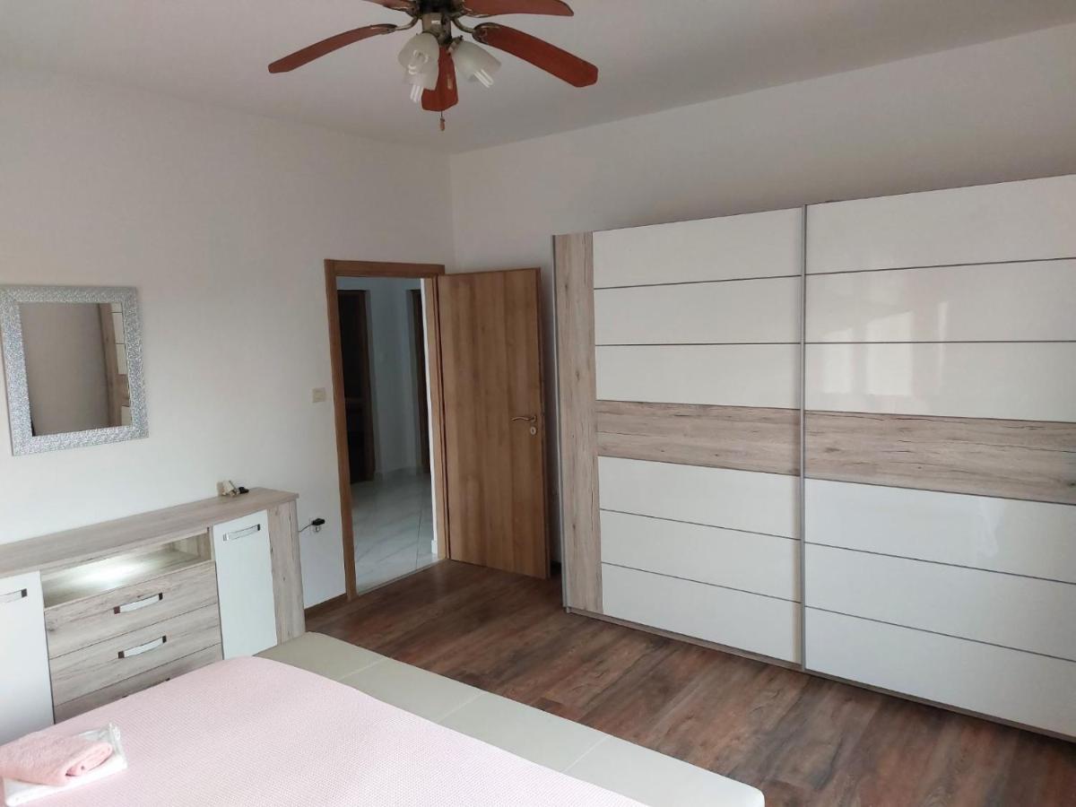 Baksa Apartment