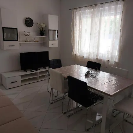 Apartments Baksa Kanfanar Exterior foto